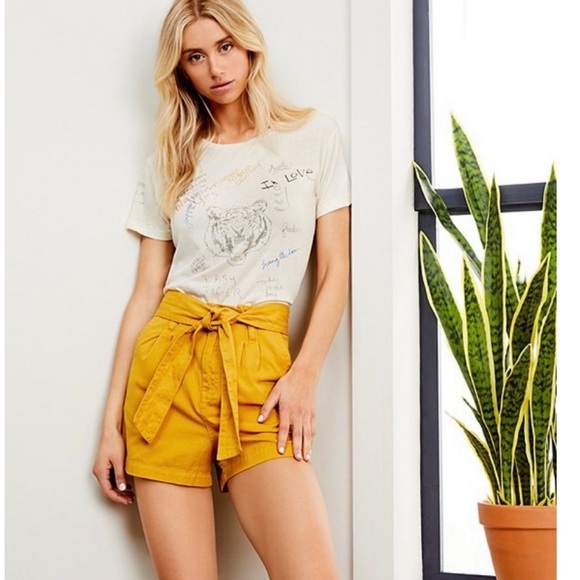 15. Everly Paper Bag Shorts in Marigold, Various Sizes - Picture 4 of 13